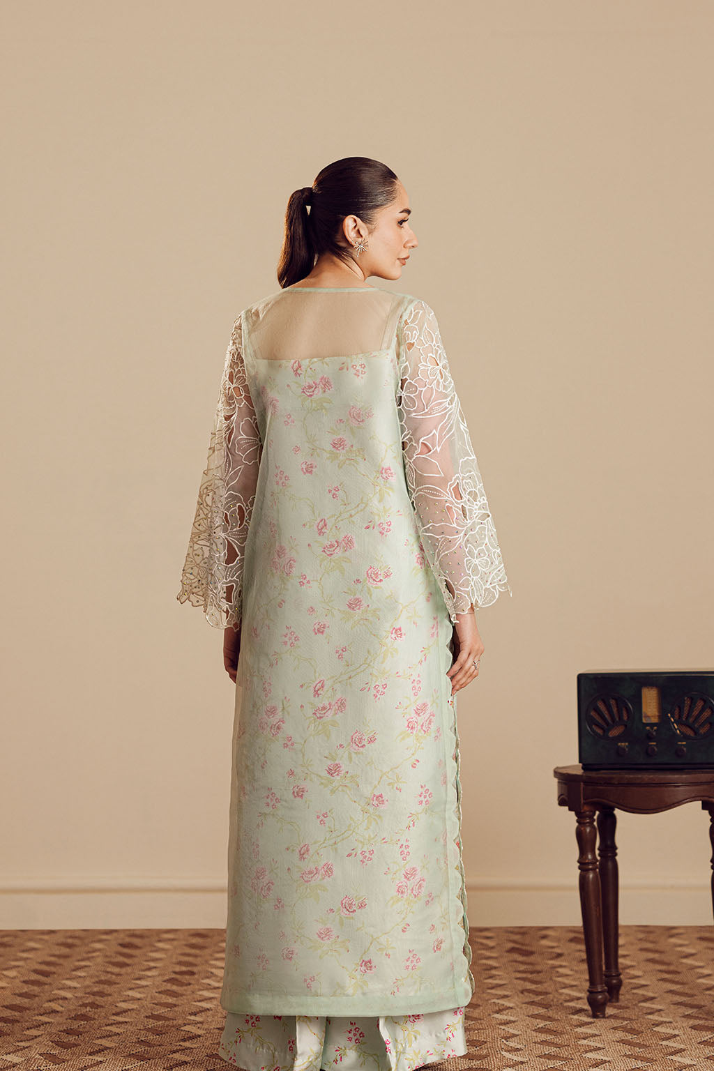 Vanya | Luxury and Formals | CD-09