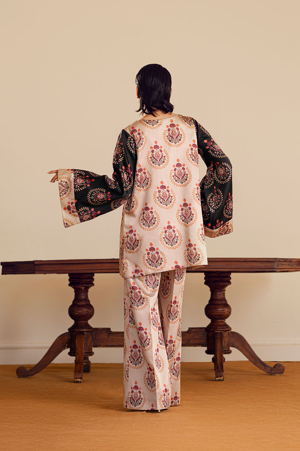 Vanya | Luxury and Formals | CD-01
