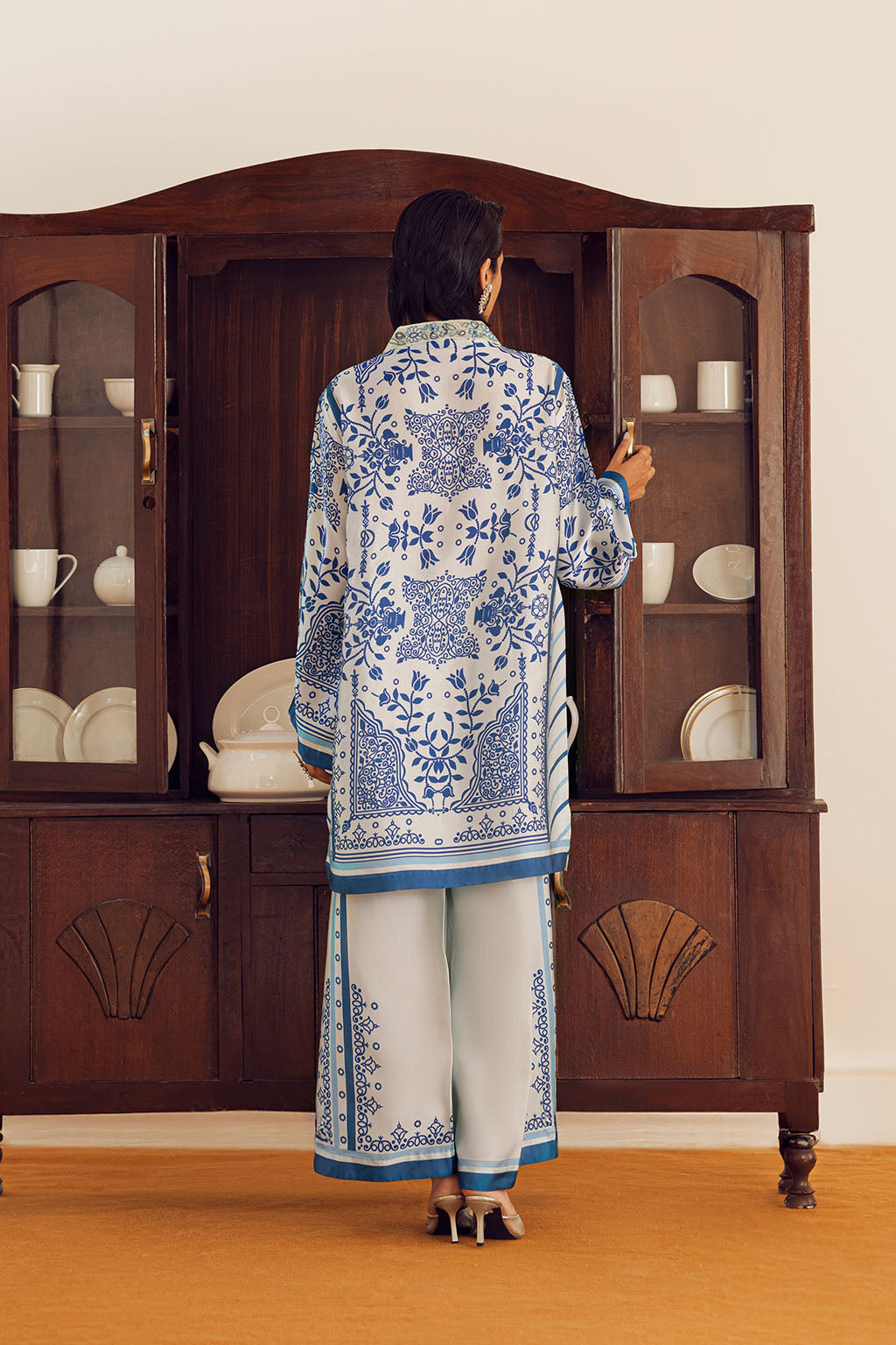 Vanya | Luxury and Formals | CD-08