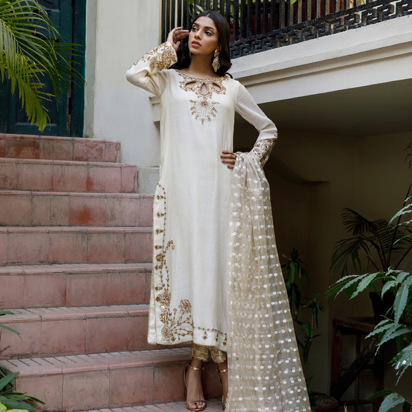 Wahajmkhan | Bahar Begum Formals | IVORY & COPPER BEGUM OUTFIT - Khanumjan  Pakistani Clothes and Designer Dresses in UK, USA 