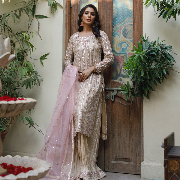 Wahajmkhan | Bahar Begum Formals | IVORY ROSE GOLD GOTTA JORA - Khanumjan  Pakistani Clothes and Designer Dresses in UK, USA 