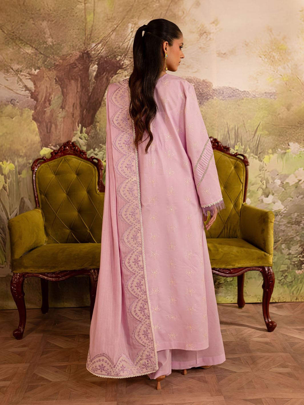 Mahnur | Twilight Luxury Lawn 25 | VIOLETTA