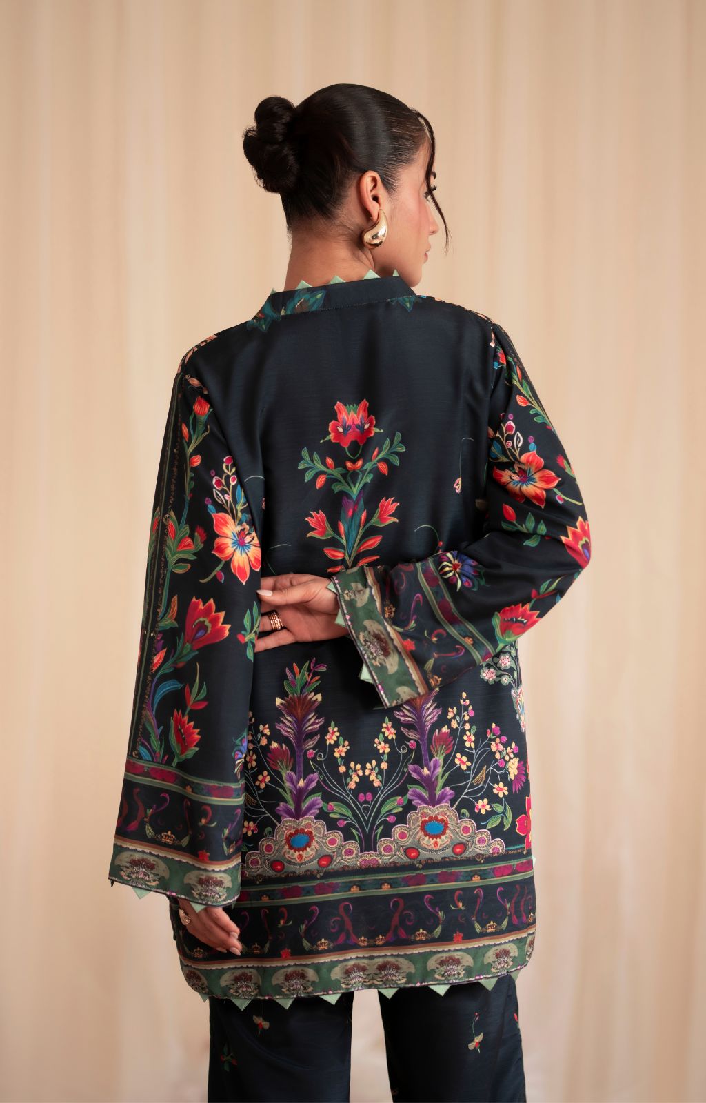 Inayat | Cords 25 | Willow