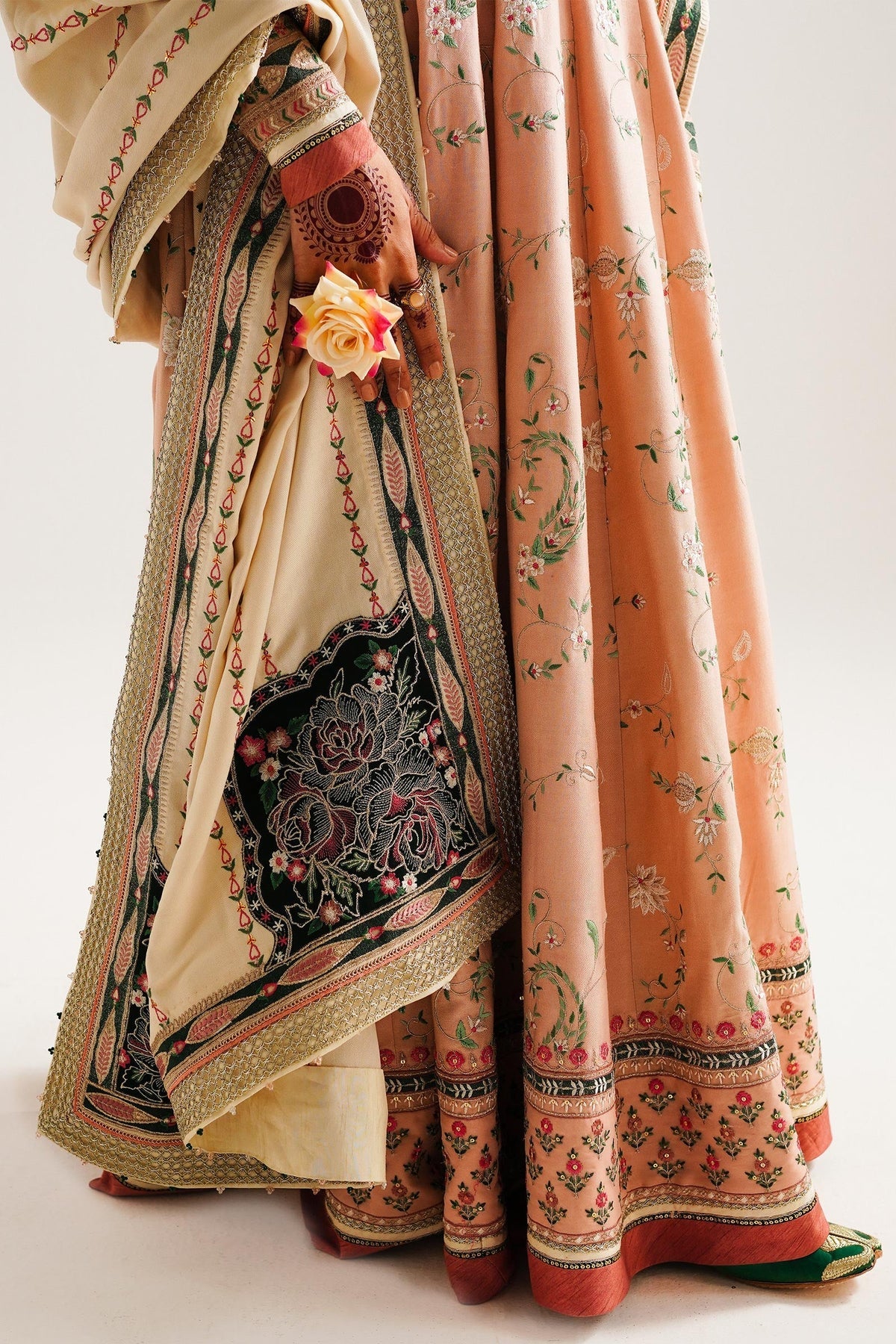 Zara ShahJahan | Winter Shawl 23 | WS23-D2 - Khanumjan  Pakistani Clothes and Designer Dresses in UK, USA 