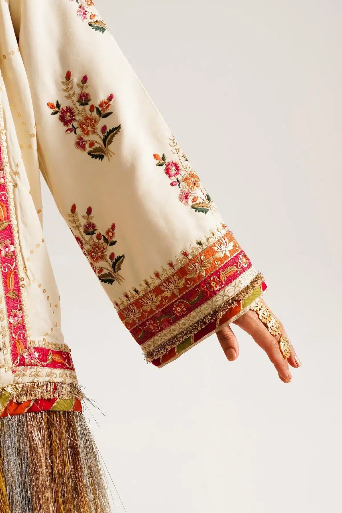 Zara ShahJahan | Winter Shawl 23 | - Khanumjan  Pakistani Clothes and Designer Dresses in UK, USA 