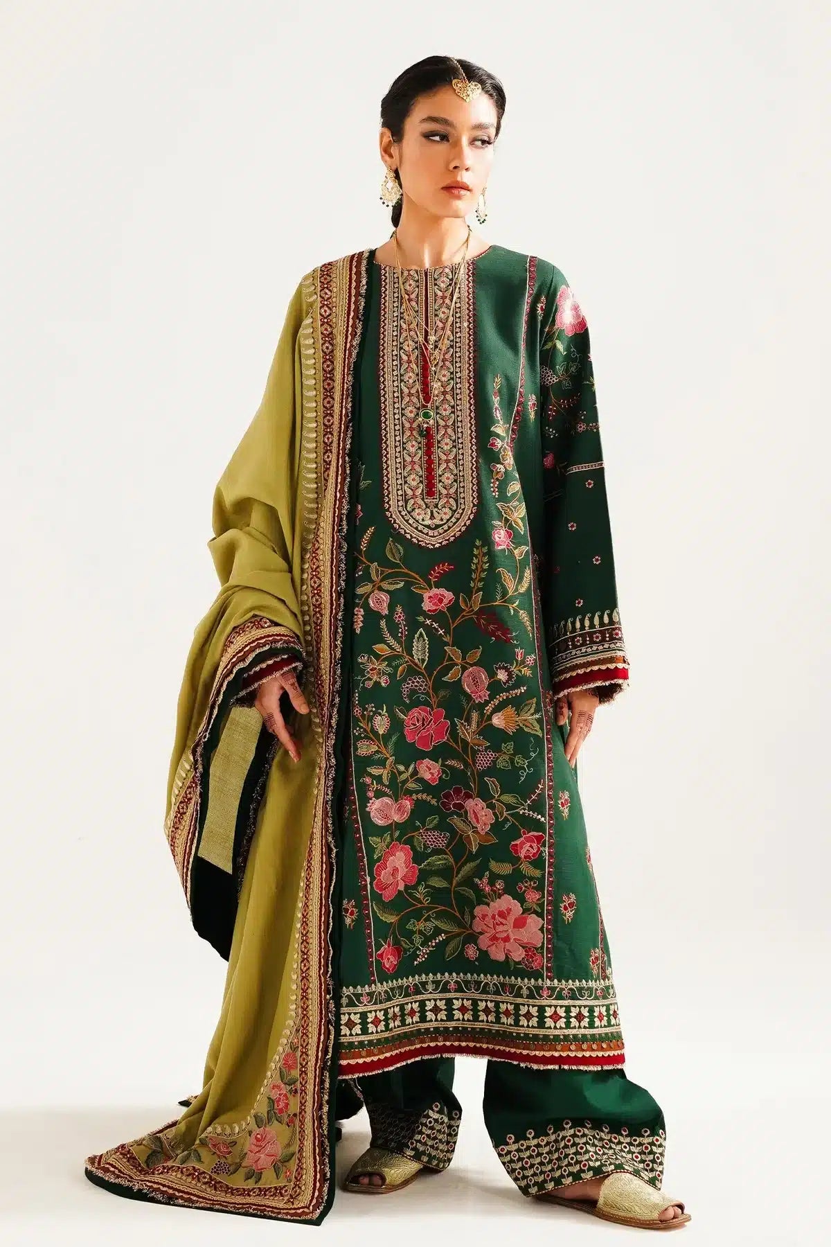 Zara ShahJahan | Winter Shawl 23 | WS23-D7 - Khanumjan  Pakistani Clothes and Designer Dresses in UK, USA 