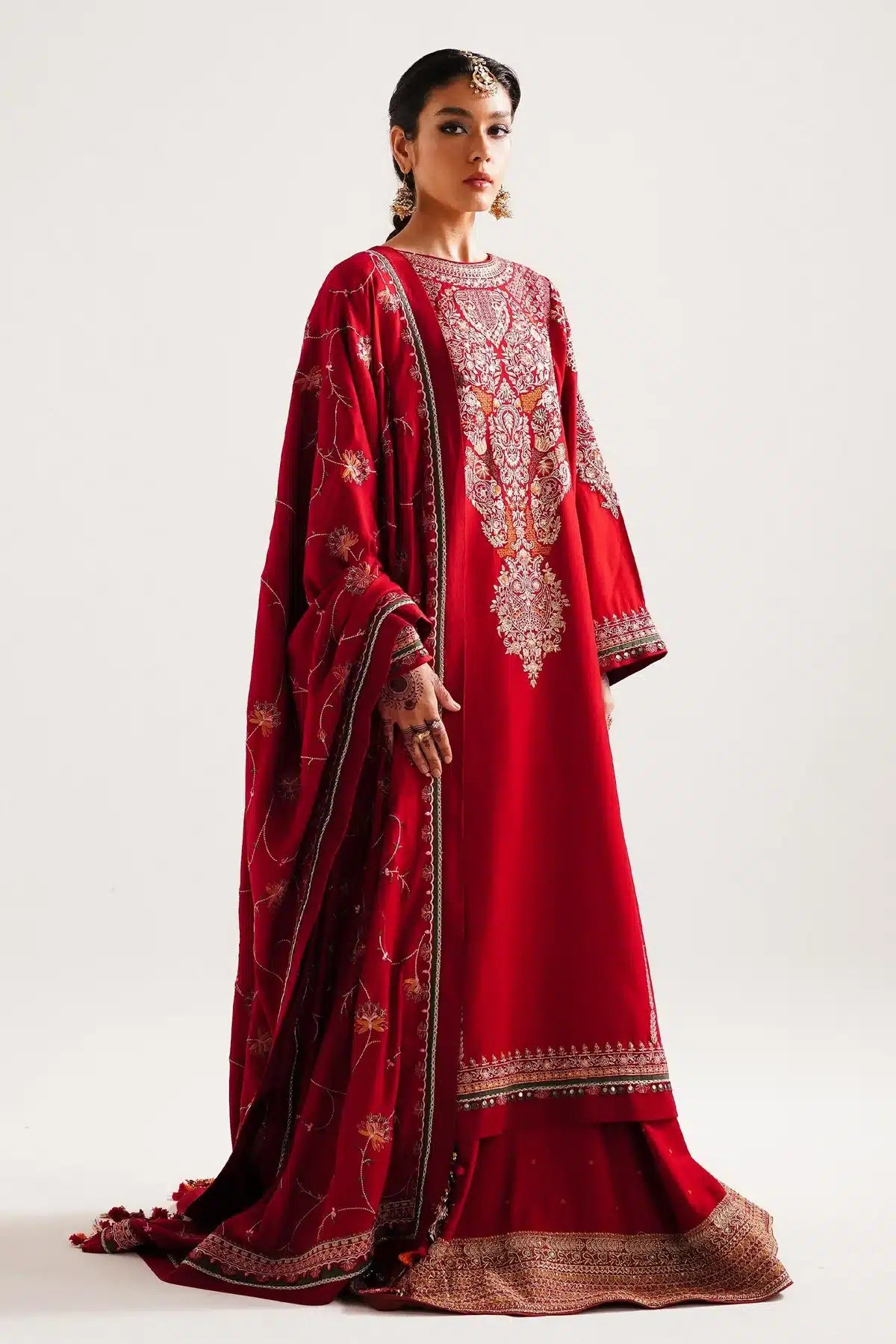 Zara ShahJahan | Winter Shawl 23 | WS23-D8 - Khanumjan  Pakistani Clothes and Designer Dresses in UK, USA 