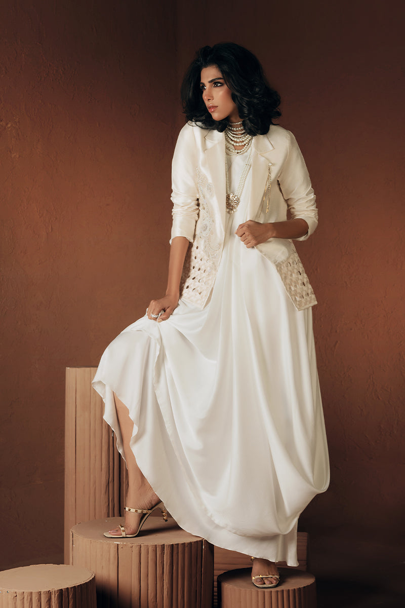 Wardha Saleem | Luxe Edition | Lunere