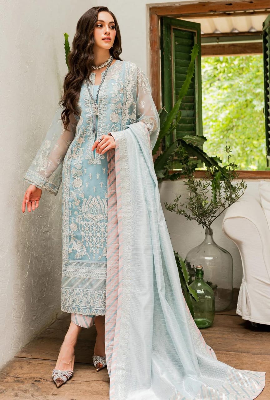 Maryum N Maria | Sorina Luxury Chiffon 23 | Sky Light (MW23-502) - Khanumjan  Pakistani Clothes and Designer Dresses in UK, USA 