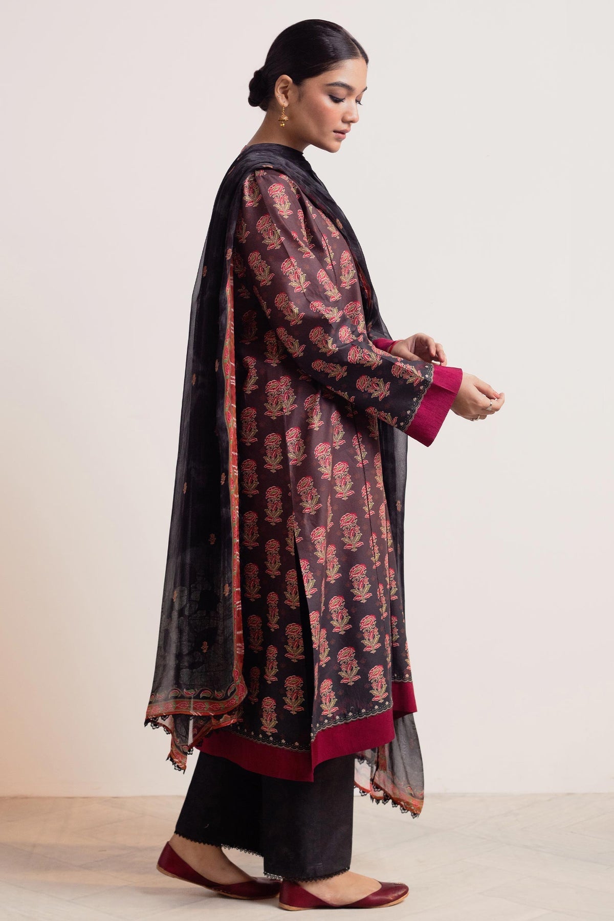 Zara Shahjahan | Coco Prints 24 | SURKH-D9 - Khanumjan  Pakistani Clothes and Designer Dresses in UK, USA 