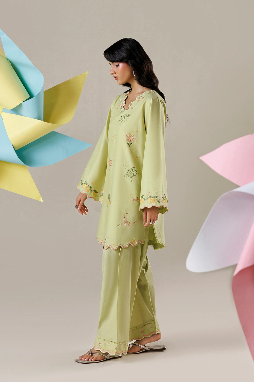 Azure | Chic Essentials | Zesty Love