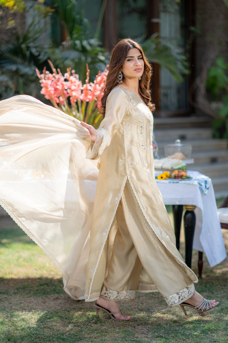 Wahaj M Khan | Pari Collection | Ivory biege Pari Outfit