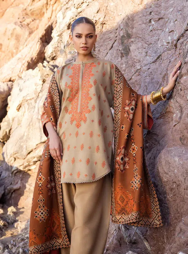 Zainab Chottani | Winter Shawls | Azal - Khanumjan  Pakistani Clothes and Designer Dresses in UK, USA 