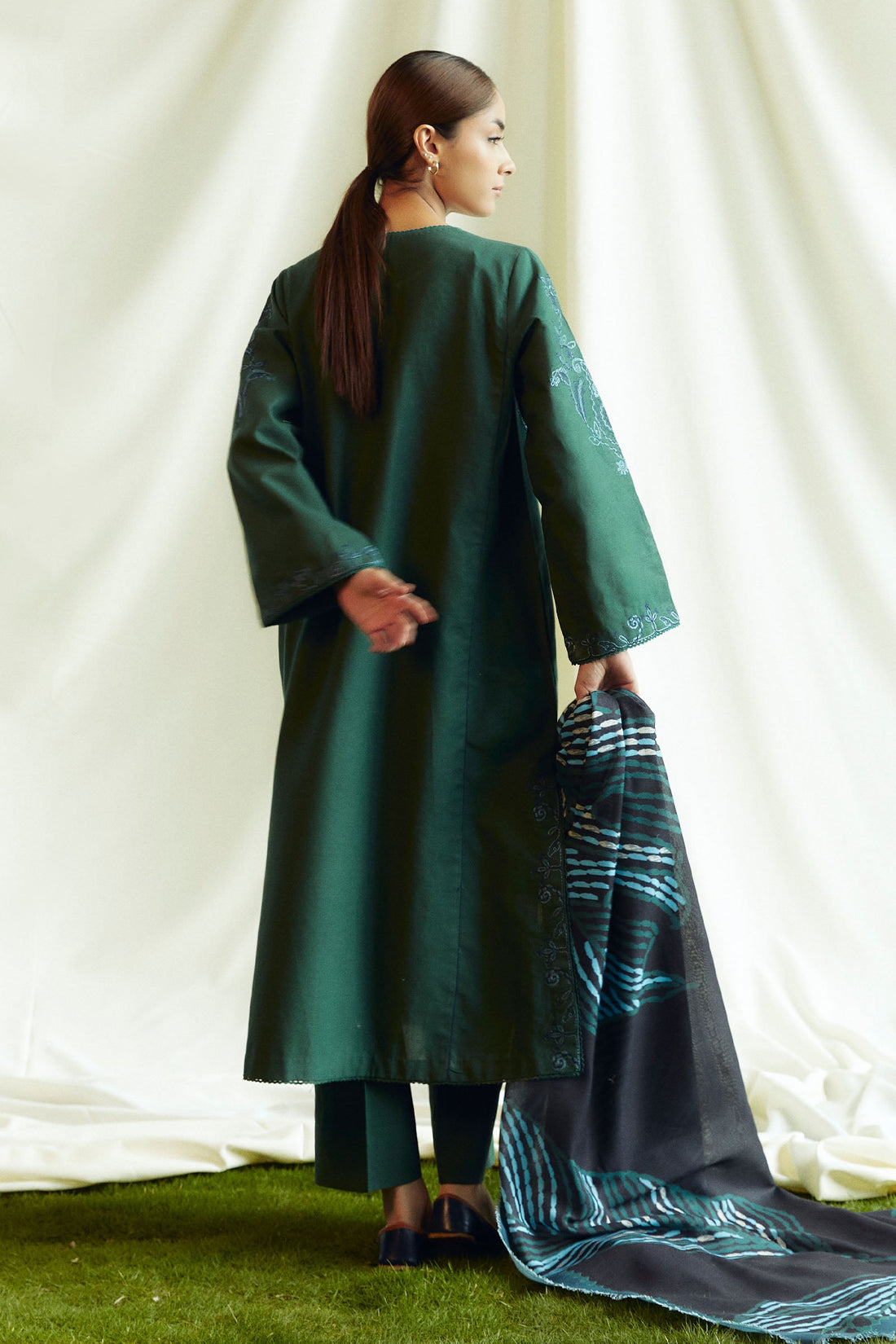 Zara Shahjahan | Coco Winter 24 | Peridot-5B