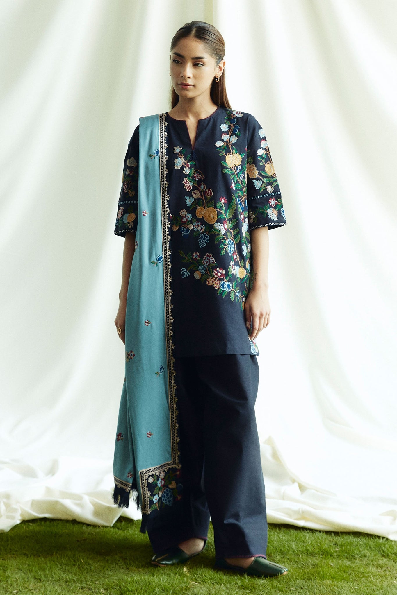 Zara Shahjahan | Coco Winter 24 | Onyx-7B