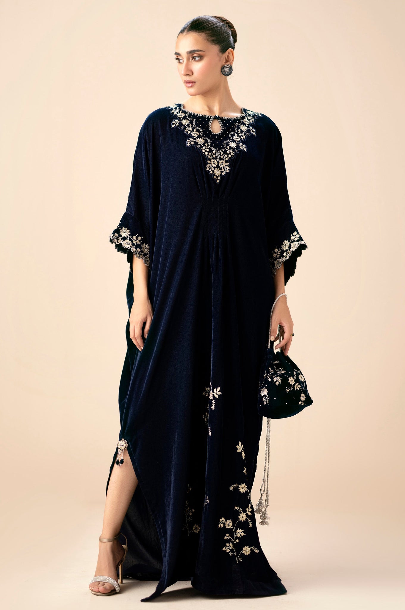 Zeen | Winter Collection | Velvet Kaftan 02