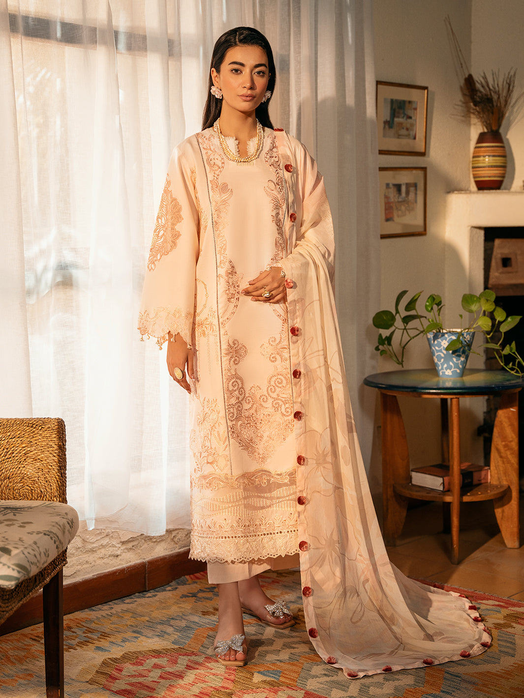 Izel | Dastak Luxury Lawn | AARZOO