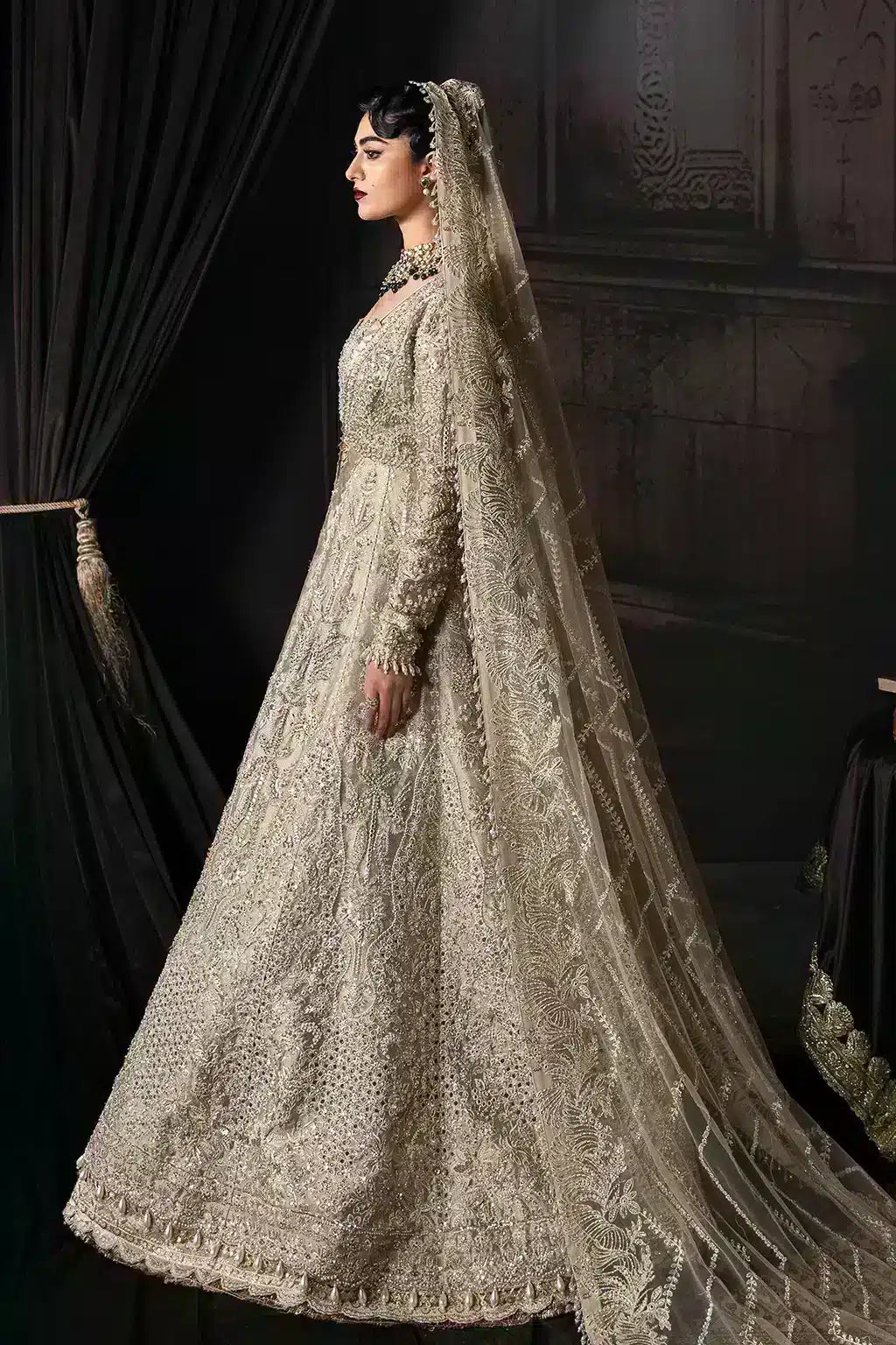 Afrozeh | The Brides Edit 23 | Margaret - Khanumjan  Pakistani Clothes and Designer Dresses in UK, USA 