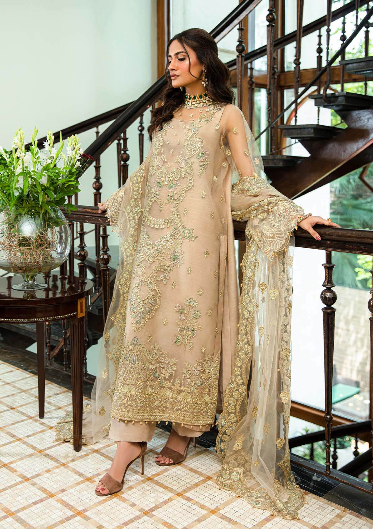 Aik Atelier | Formals Collection | GLOSSIER - LOOK 02 - Khanumjan  Pakistani Clothes and Designer Dresses in UK, USA 