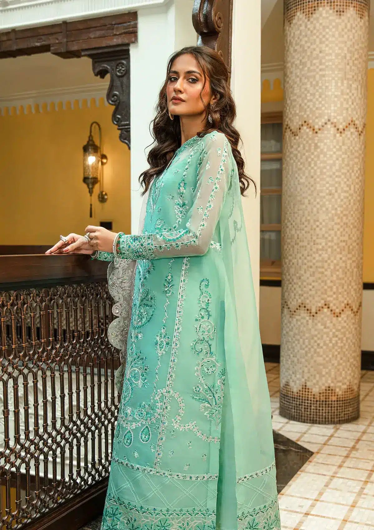 Aik Atelier | Formals Collection | GLOSSIER - LOOK 10 - Khanumjan  Pakistani Clothes and Designer Dresses in UK, USA 