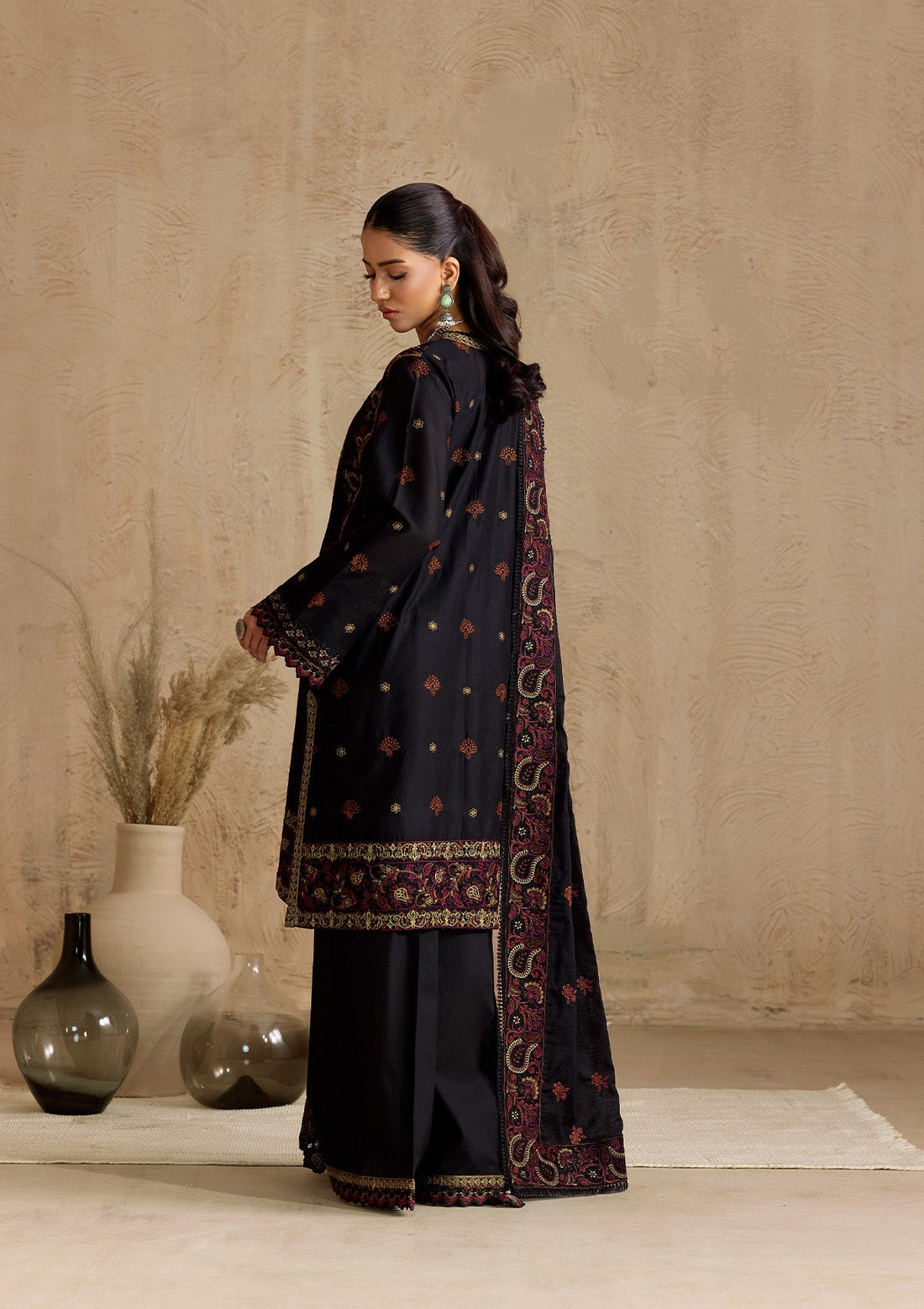 Aik Atelier | RTW 25 |  LOOK 06