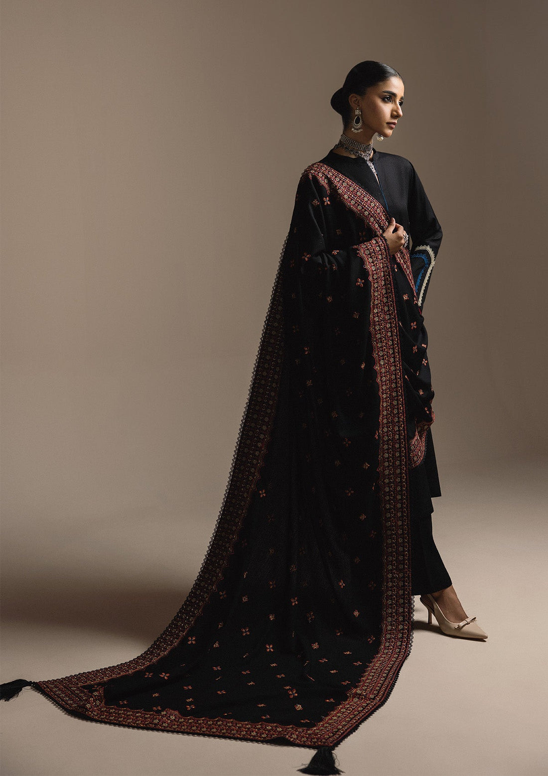 AIK | Pakistani Ladies Designer Dresses | Khanumjan UK Tagged "Black" AIK | Pakistani Ladies Designer Dresses | Khanumjan UK Tagged "Black"