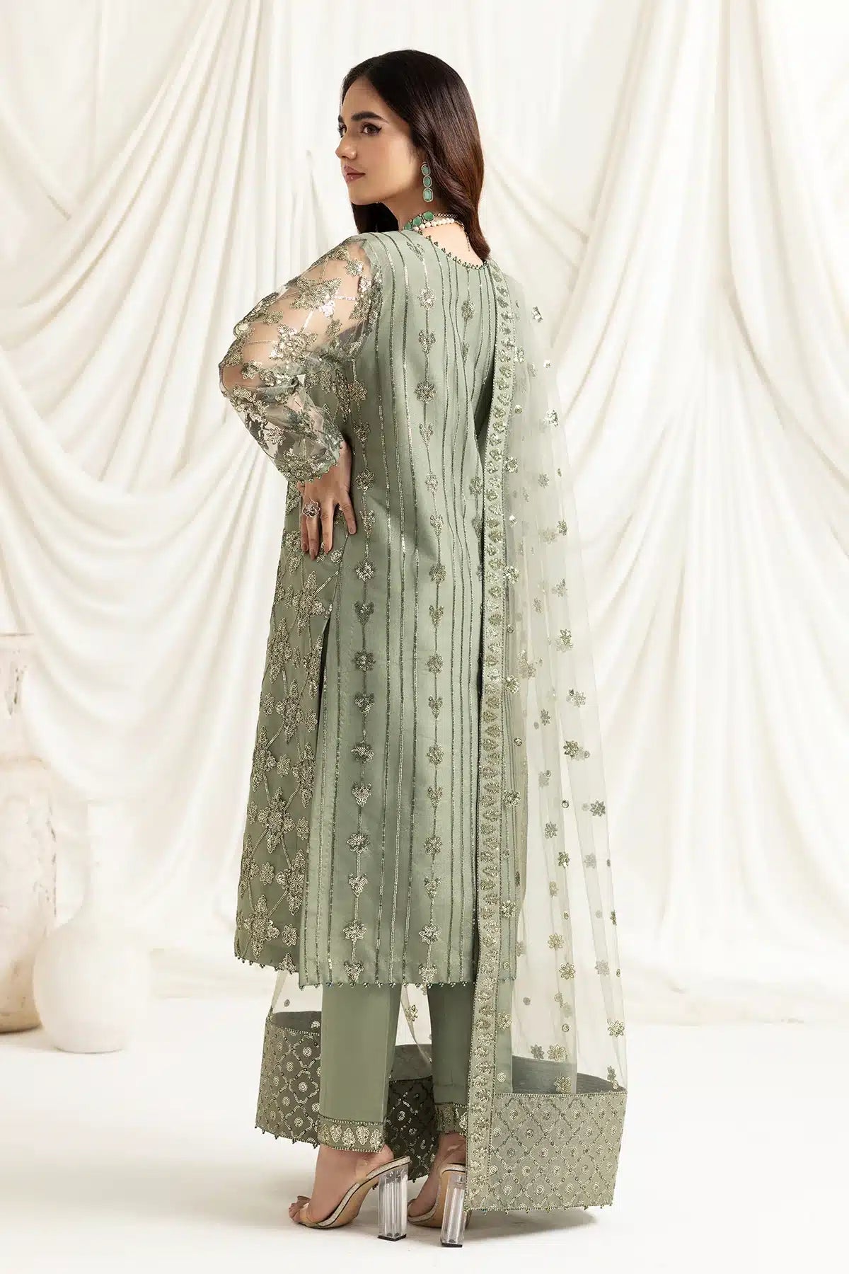 Alizeh | Dua Formals 23 | DUA-V02D02B-ALARA(PISTACHIO) - Khanumjan  Pakistani Clothes and Designer Dresses in UK, USA 