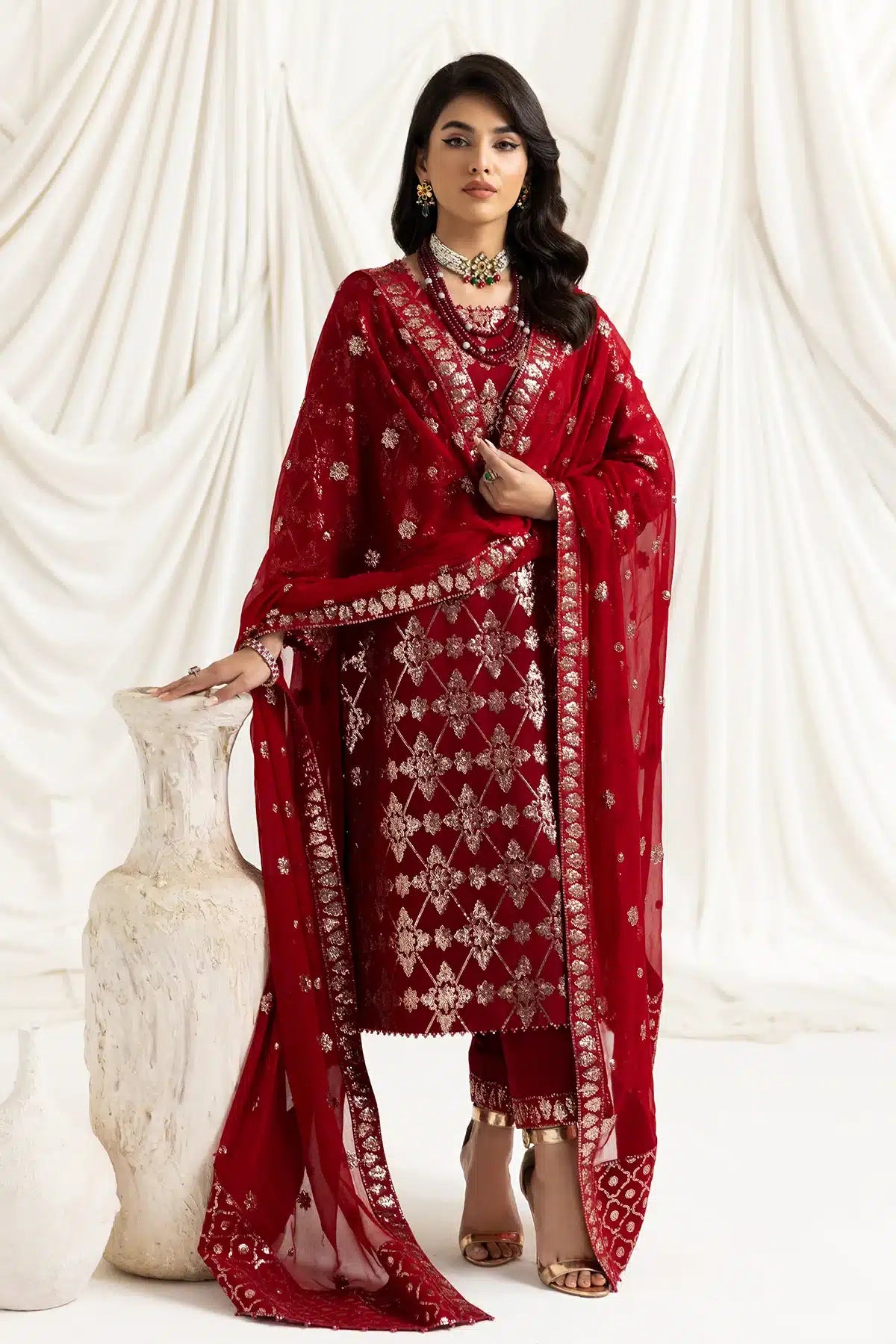 Alizeh | Dua Formals 23 | DUA-V02D02A-ALARA(RED) - Khanumjan  Pakistani Clothes and Designer Dresses in UK, USA 