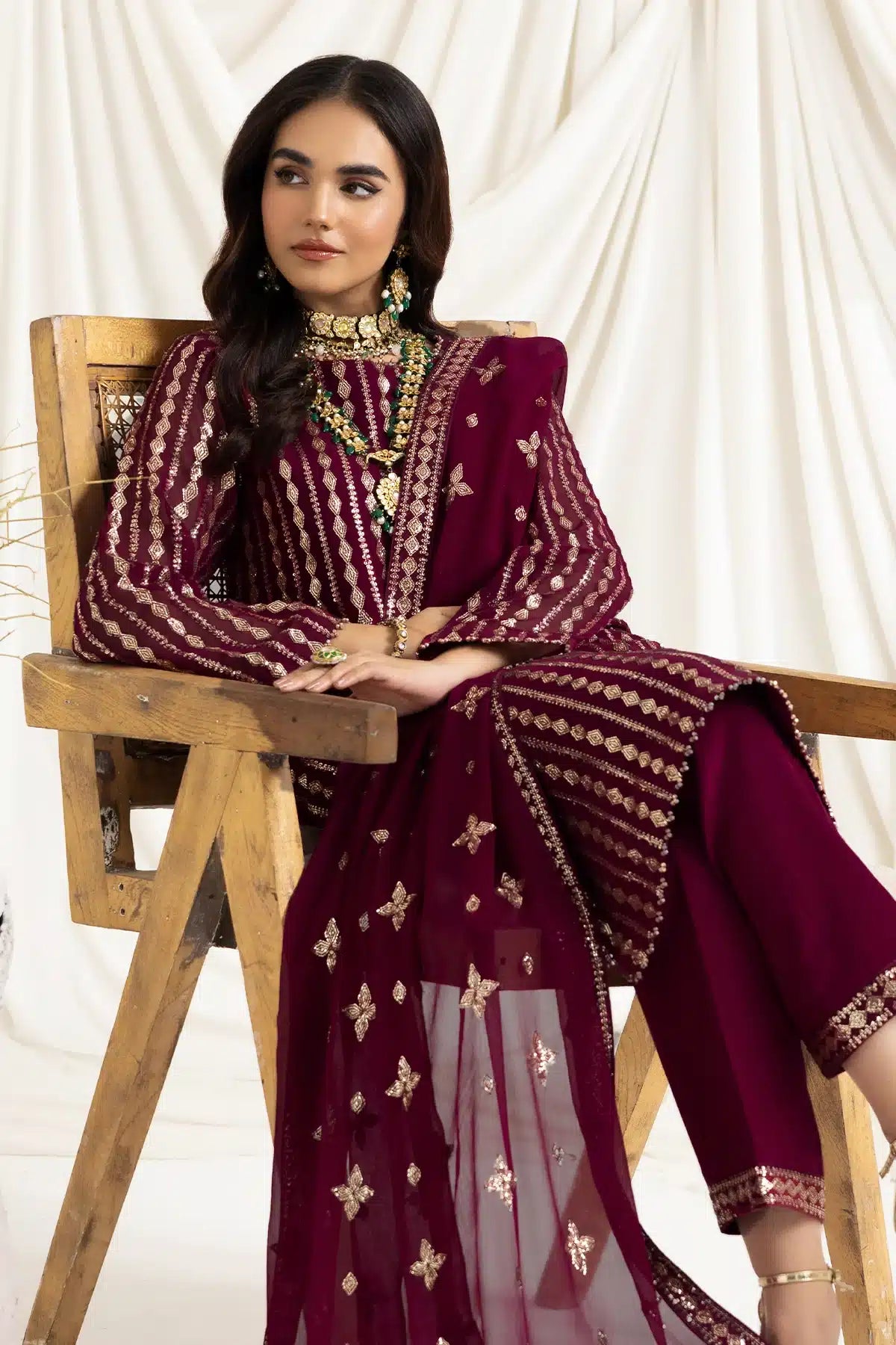 Alizeh | Dua Formals 23 | DUA-V02D03A-AYSAL(MAGENTA) - Khanumjan  Pakistani Clothes and Designer Dresses in UK, USA 