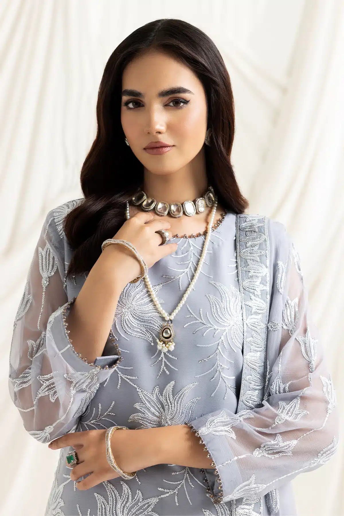 Alizeh | Dua Formals 23 | DUA-V02D05B-ELNAZ(GREY) - Khanumjan  Pakistani Clothes and Designer Dresses in UK, USA 