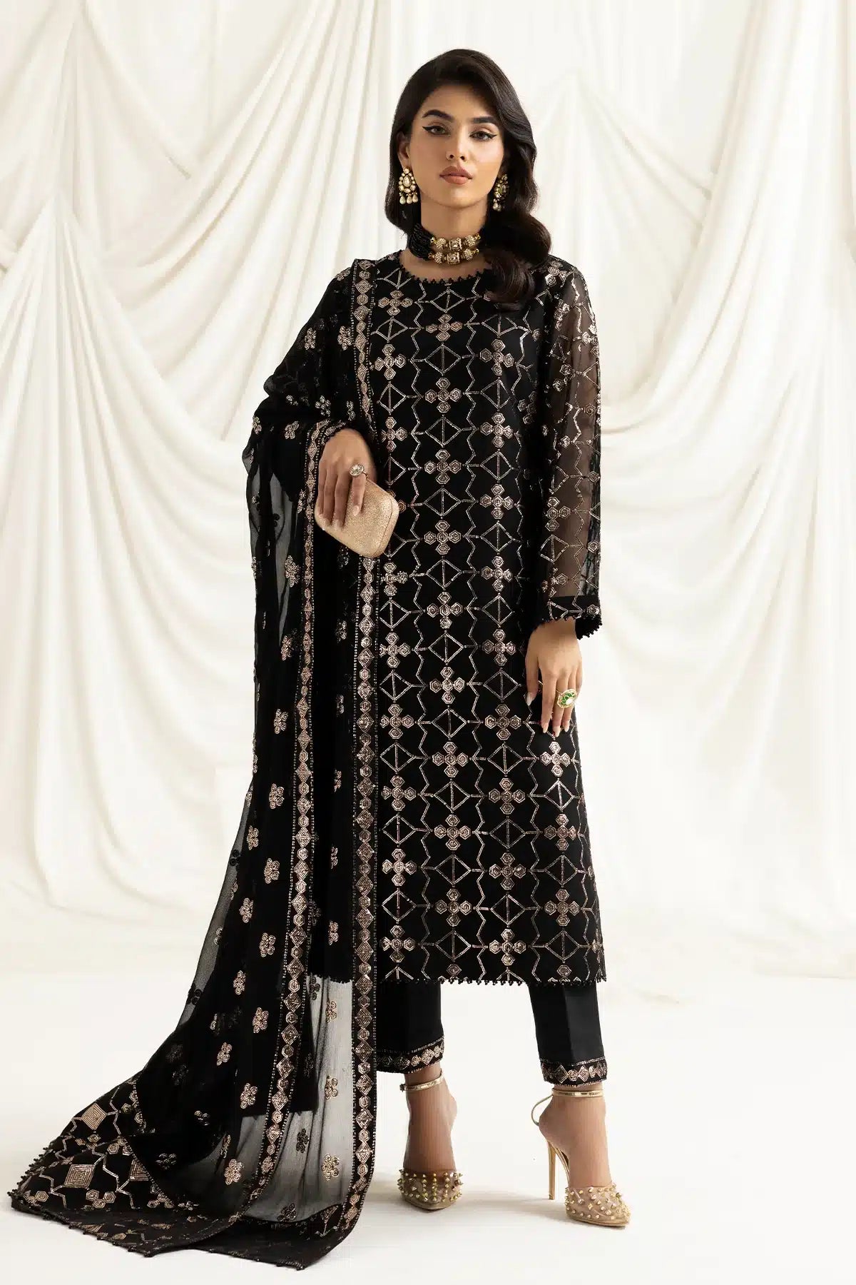 Alizeh | Dua Formals 23 | DUA-V02D04A-NAZIK(BLACK) - Khanumjan  Pakistani Clothes and Designer Dresses in UK, USA 