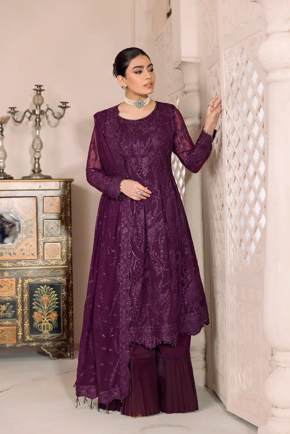 Alizeh | Dua Formals 23 | DUA-V01D03A- SYLVI ( PURPLE ) - Khanumjan  Pakistani Clothes and Designer Dresses in UK, USA 