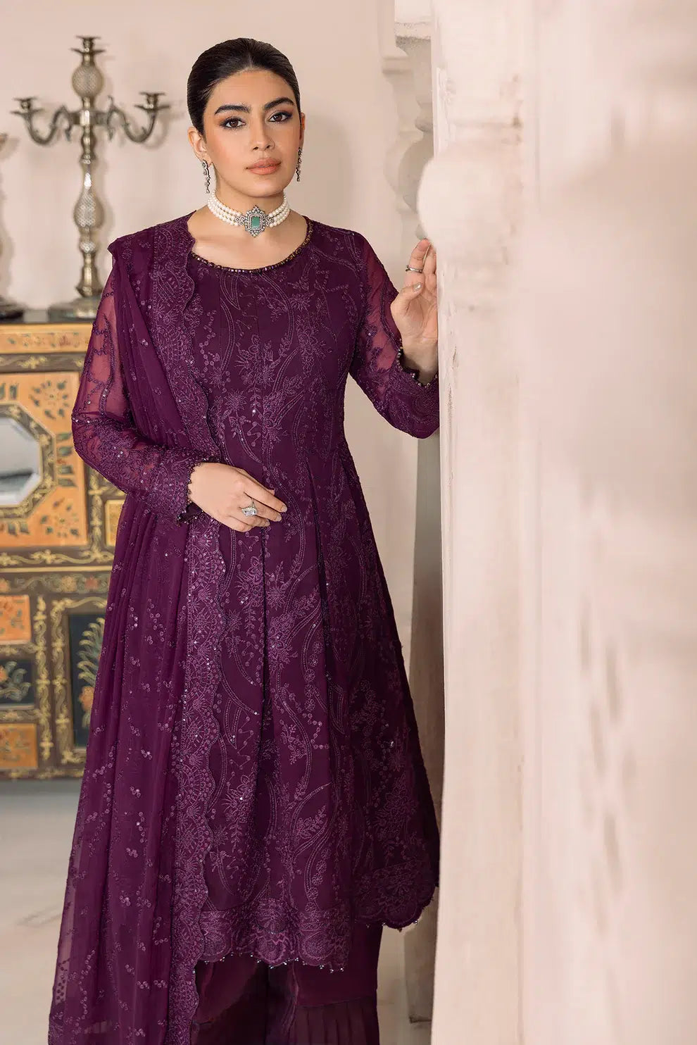 Alizeh | Dua Formals 23 | DUA-V01D03A- SYLVI ( PURPLE ) - Khanumjan  Pakistani Clothes and Designer Dresses in UK, USA 