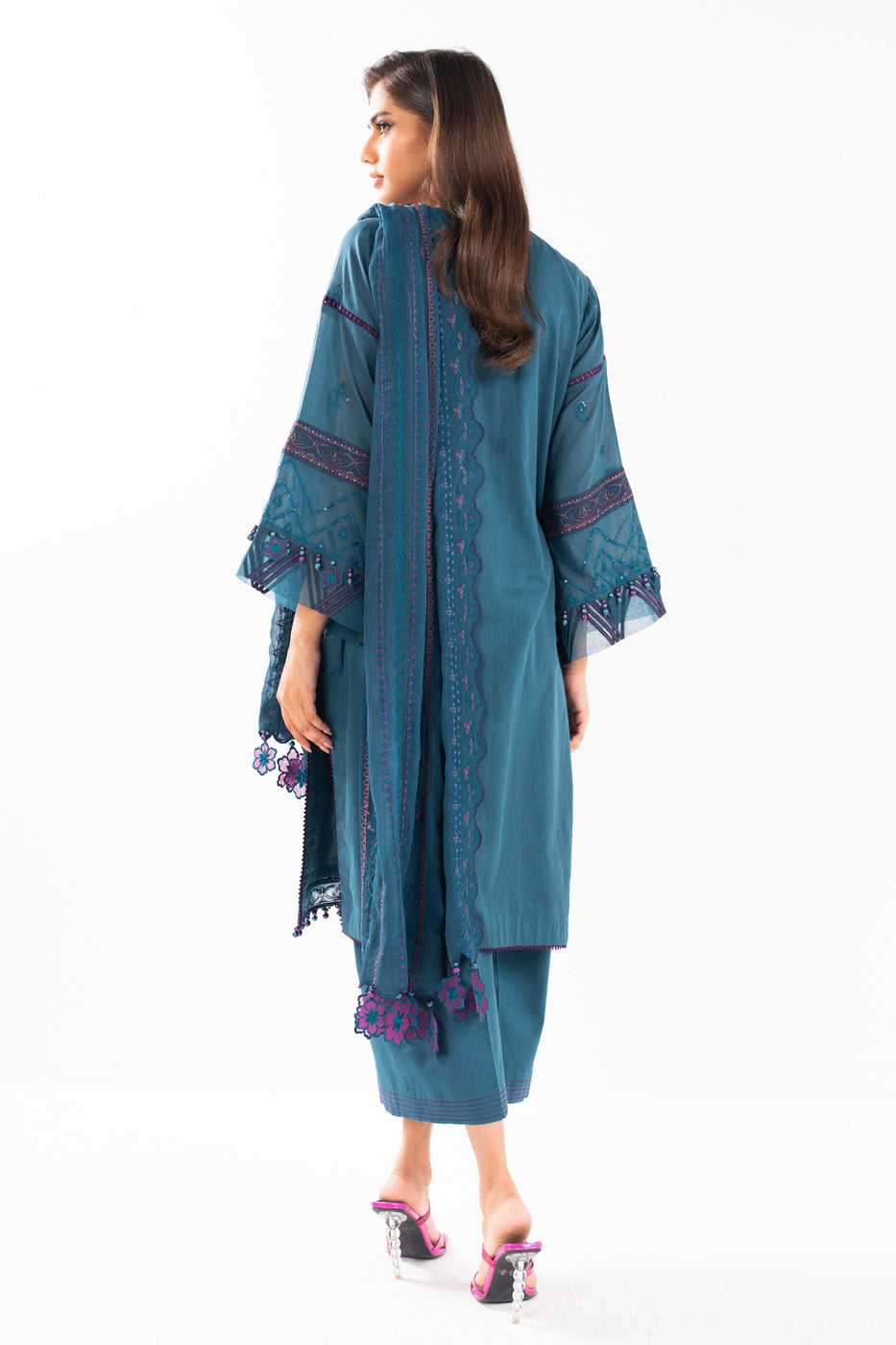 Alkaram | Luxury Lawn 24 | EC-06-24 - Khanumjan  Pakistani Clothes and Designer Dresses in UK, USA 