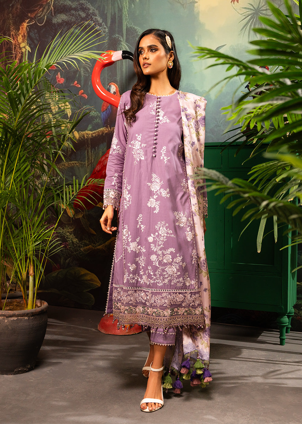 Alkaram | Luxury Lawn 24 | EC-16-2 - Khanumjan  Pakistani Clothes and Designer Dresses in UK, USA 