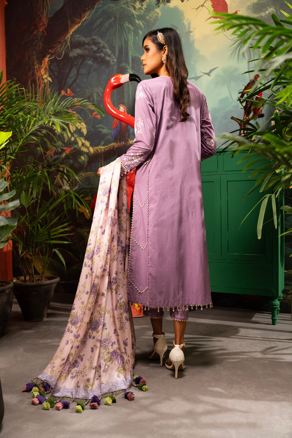 Alkaram | Luxury Lawn 24 | EC-16-2 - Khanumjan  Pakistani Clothes and Designer Dresses in UK, USA 