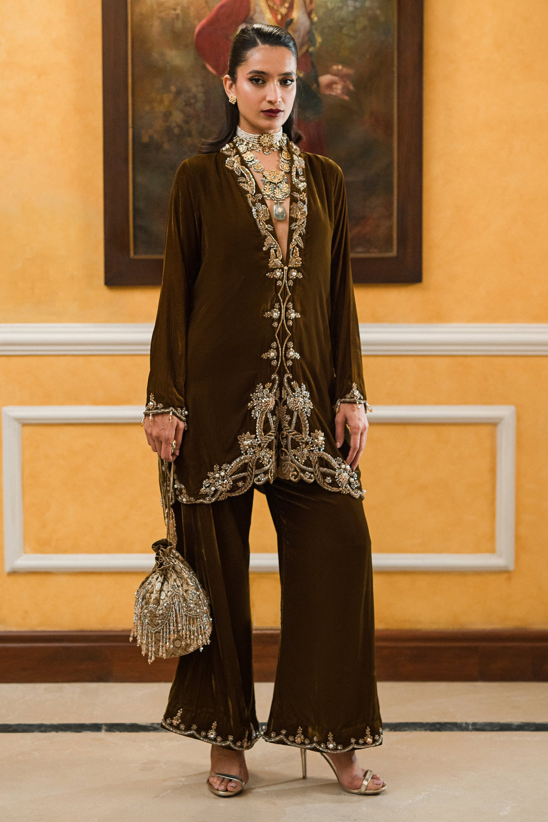 Ammara Khan | Velvet 23/24 | STATEMENT OLIVE BROWN MATCHING VELVET SEPARATES (D-09-A) - Khanumjan  Pakistani Clothes and Designer Dresses in UK, USA 