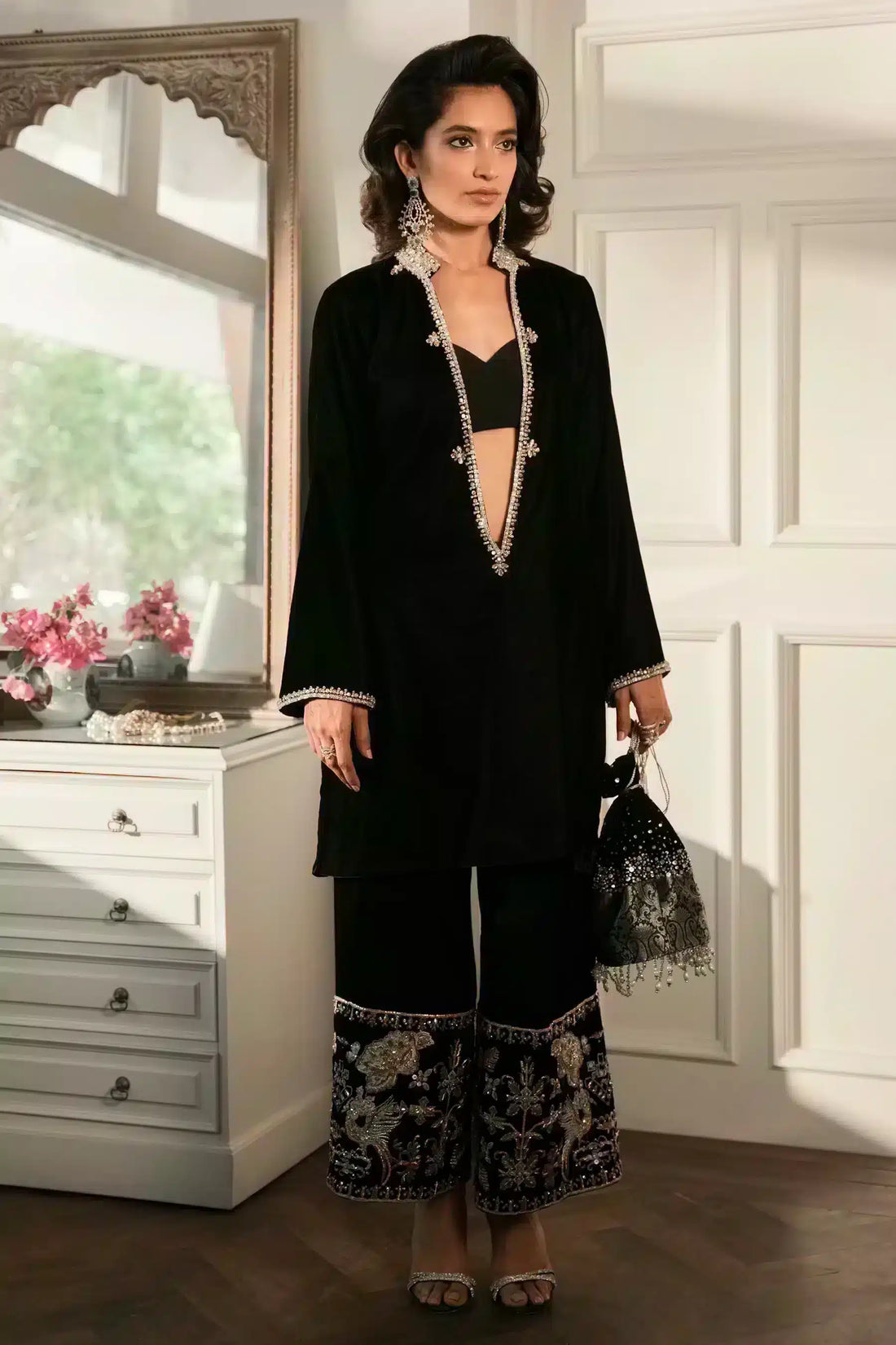 Ammara Khan | Velvet 23/24 | STATEMENT BLACK MATCHING SEPARATES (D-02) - Khanumjan  Pakistani Clothes and Designer Dresses in UK, USA 