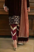 Ammara Khan | Velvet 23/24 | PLUM VELVET KURTA SHALWAR SET (D-08) - Khanumjan  Pakistani Clothes and Designer Dresses in UK, USA 