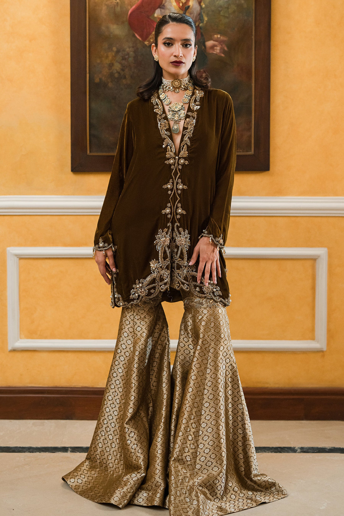 Ammara Khan | Velvet 23/24 | CONTEMPORARY GHARARA SET (D-09-B) - Khanumjan  Pakistani Clothes and Designer Dresses in UK, USA 
