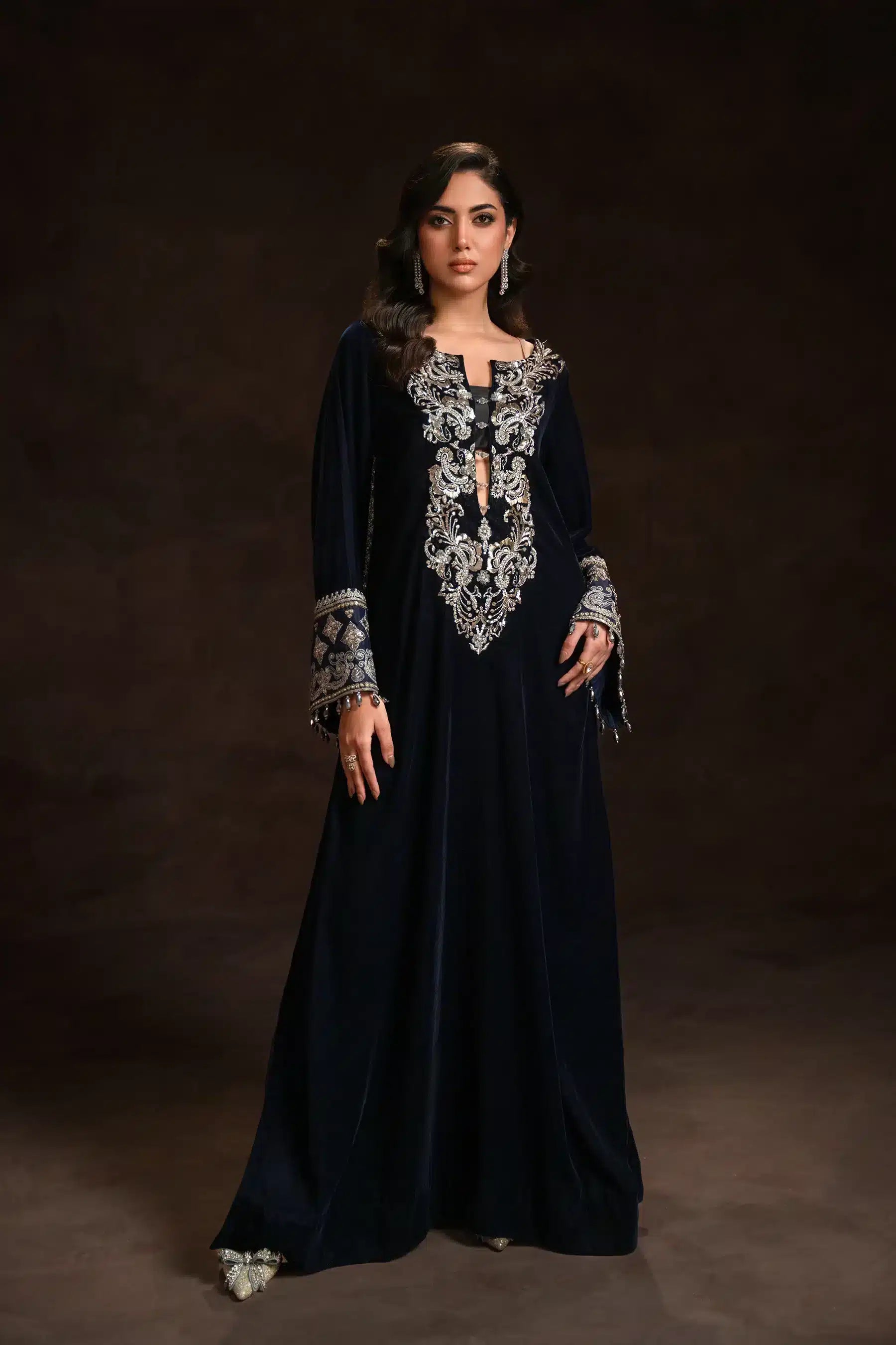 Ammara Khan | Kaftans 23 | STATEMENT NAVY KAFTAN (D-05) - Khanumjan  Pakistani Clothes and Designer Dresses in UK, USA 