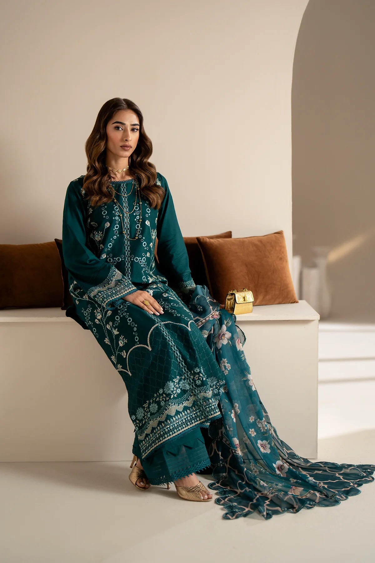 Azzal | Aghaaz Luxury Lawn | Mehr - Khanumjan  Pakistani Clothes and Designer Dresses in UK, USA 