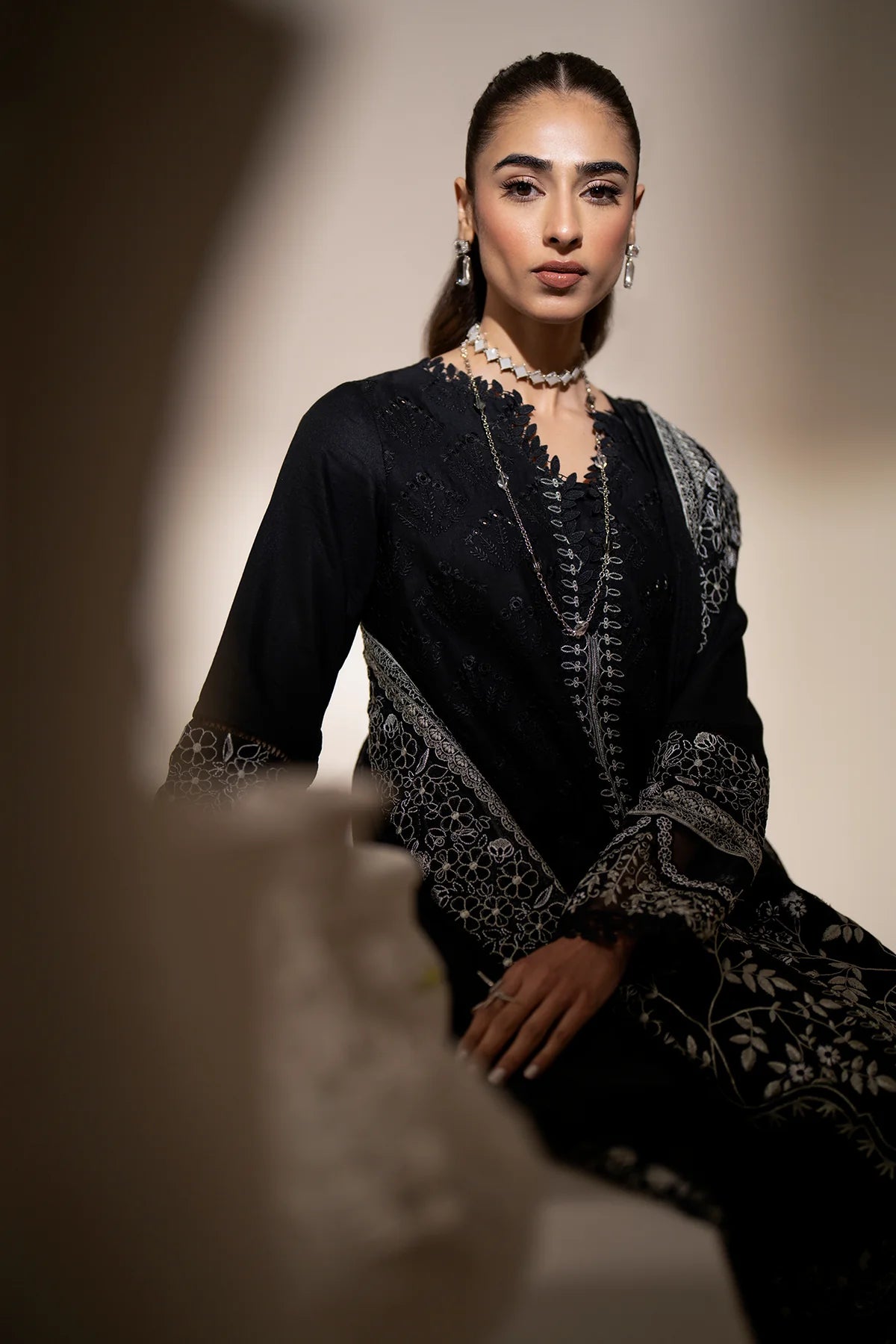 Azzal | Aghaaz Luxury Lawn | Siyah - Khanumjan  Pakistani Clothes and Designer Dresses in UK, USA 