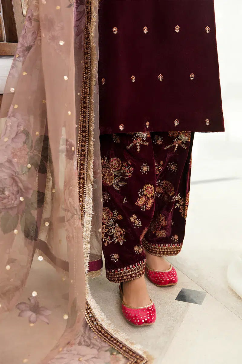 Baroque | Jahanara Luxury Velvet 23 | UF-250 - Khanumjan  Pakistani Clothes and Designer Dresses in UK, USA 