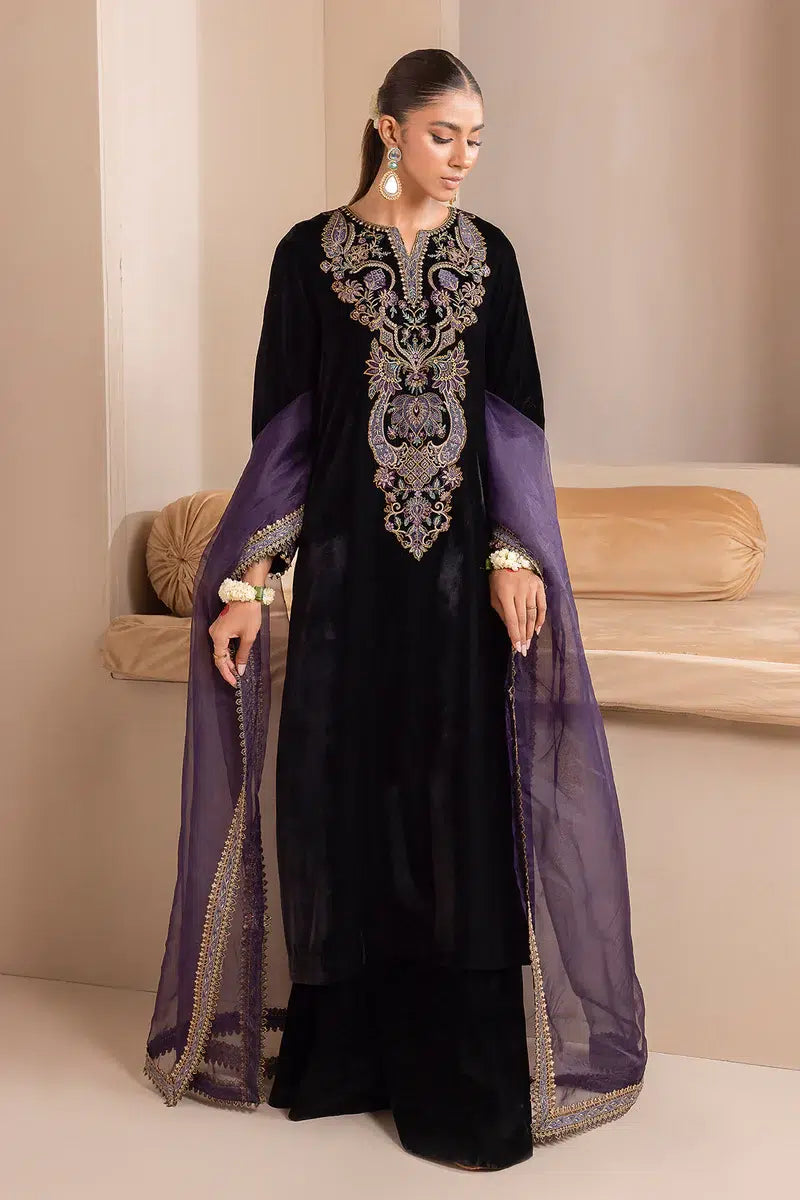 Baroque | Jahanara Luxury Velvet 23 | UF-426 - Khanumjan  Pakistani Clothes and Designer Dresses in UK, USA 