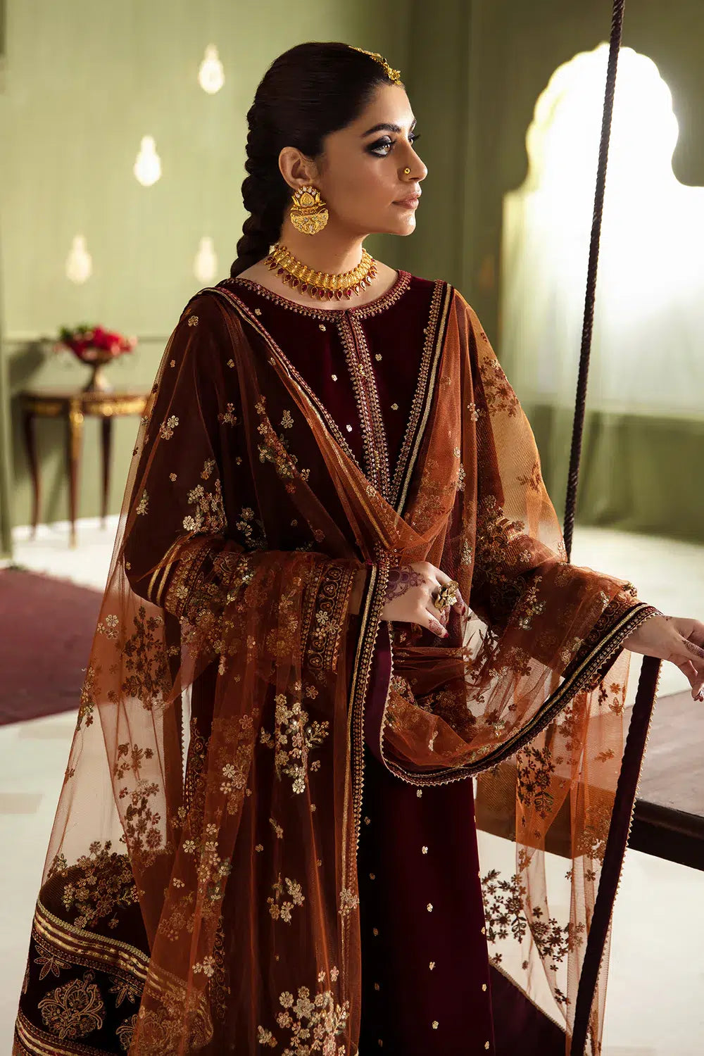 Baroque | Jahanara Luxury Velvet 23 | UF-466 - Khanumjan  Pakistani Clothes and Designer Dresses in UK, USA 