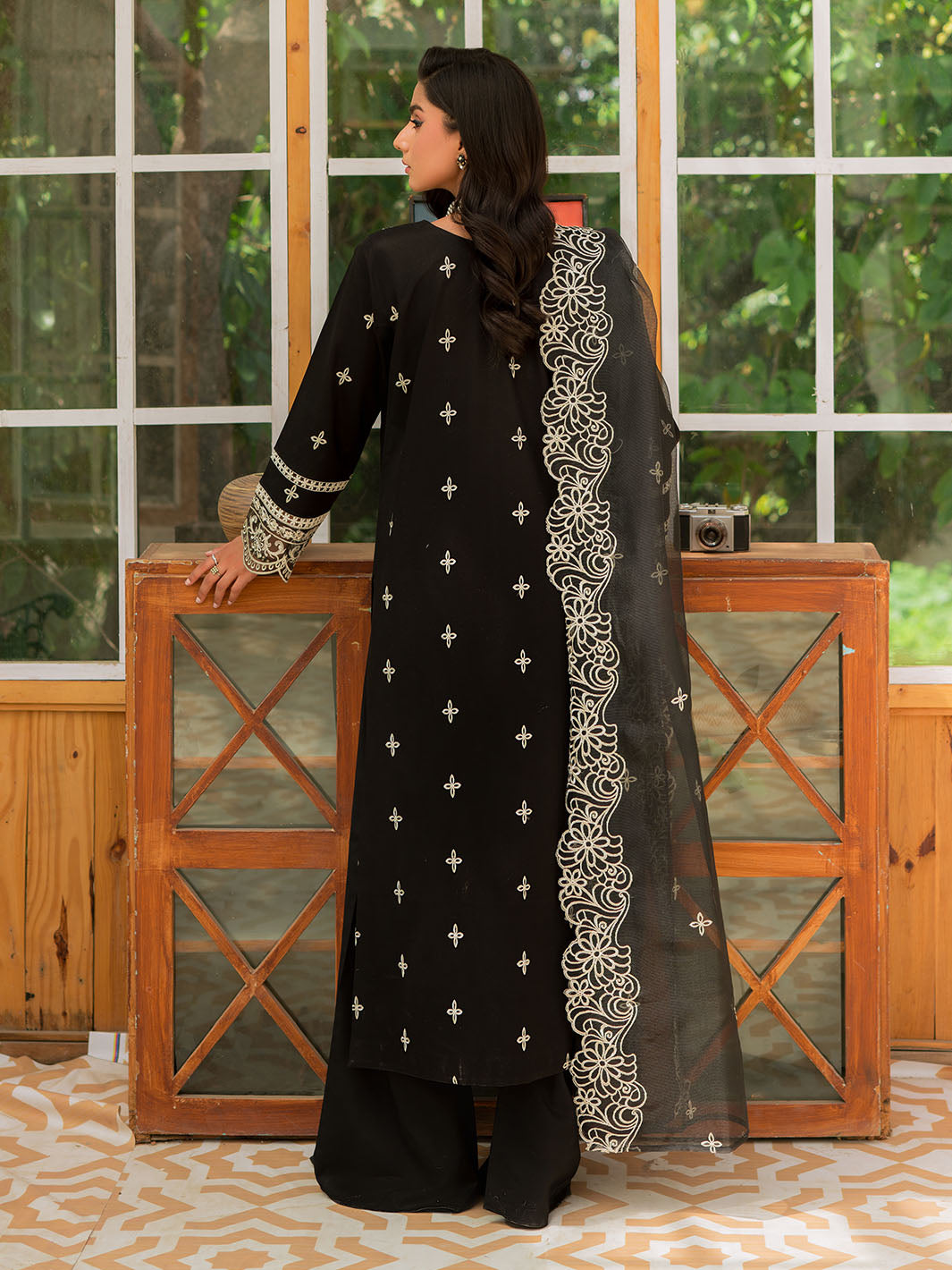 Mahnur | Bella Lawn 24 | BL - 10 - Khanumjan  Pakistani Clothes and Designer Dresses in UK, USA 