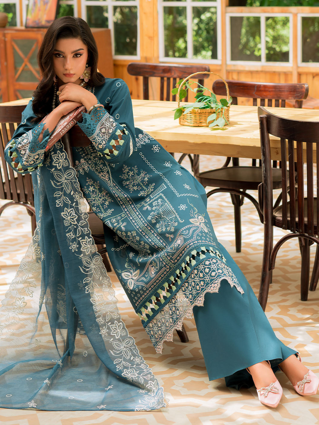 Mahnur | Bella Lawn 24 | BL - 01 - Khanumjan  Pakistani Clothes and Designer Dresses in UK, USA 