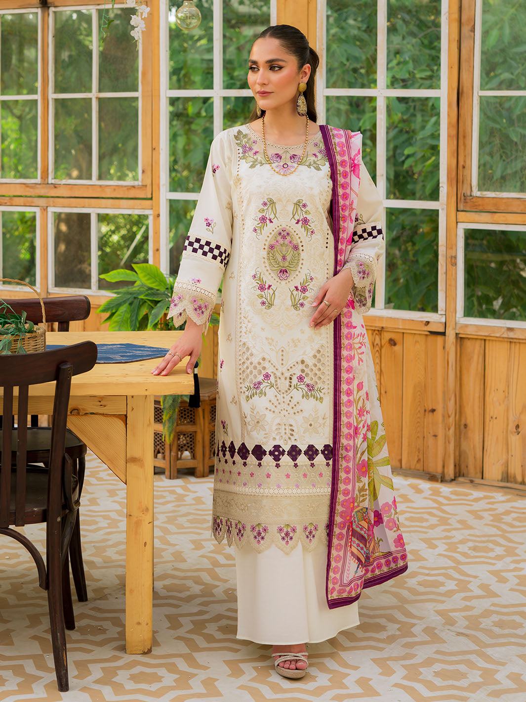 Mahnur | Bella Lawn 24 | BL - 04 - Khanumjan  Pakistani Clothes and Designer Dresses in UK, USA 