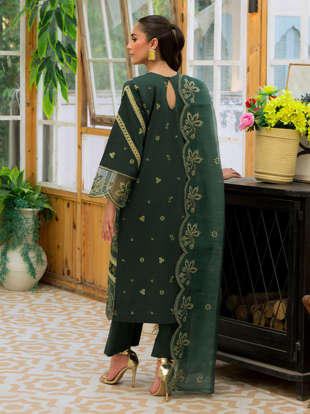 Mahnur | Bella Lawn 24 | BL - 06 - Khanumjan  Pakistani Clothes and Designer Dresses in UK, USA 